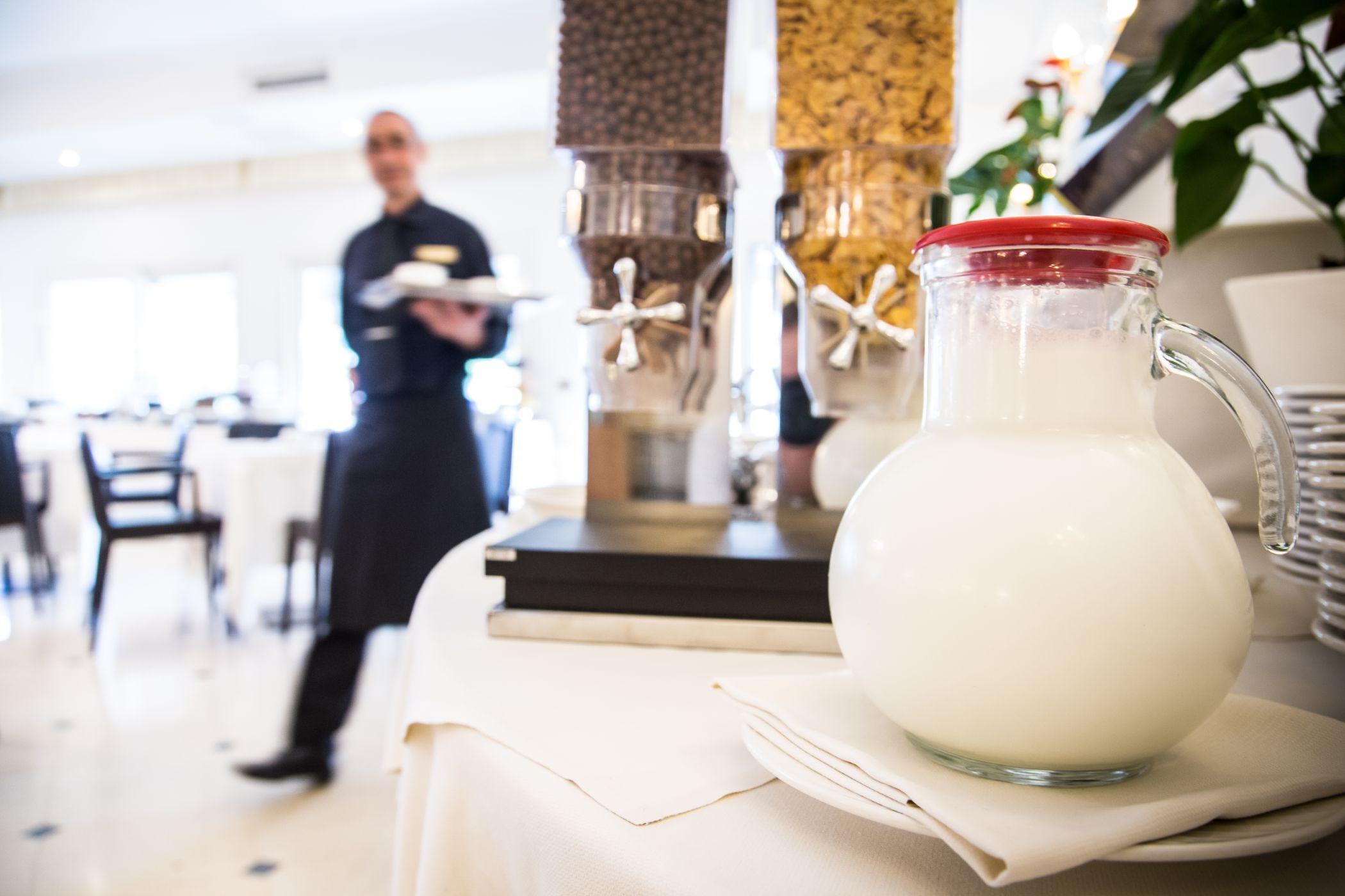 דסנזאנו דל גארדה Palace Hotel Desenzano מראה חיצוני תמונה