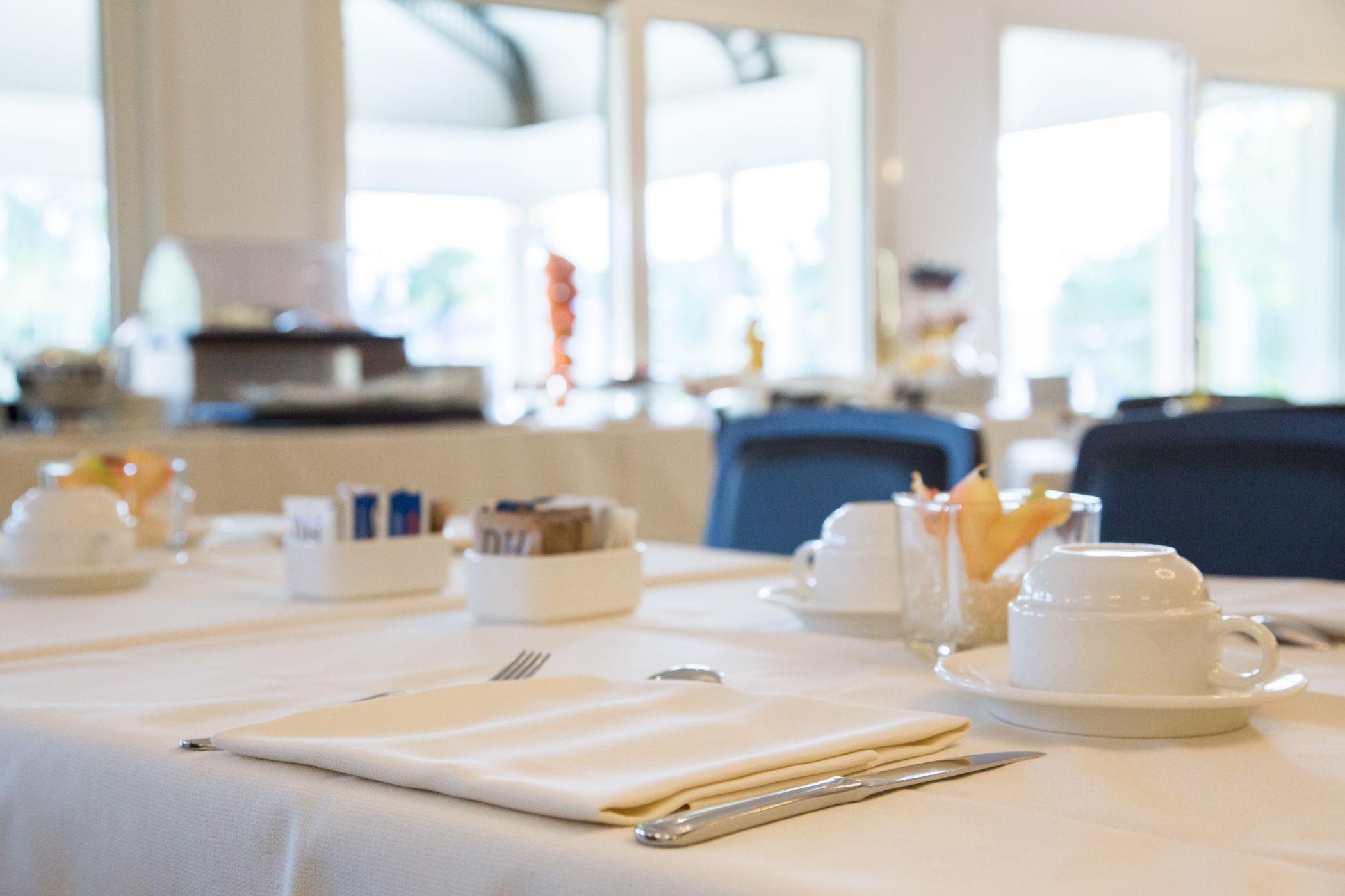 דסנזאנו דל גארדה Palace Hotel Desenzano מראה חיצוני תמונה
