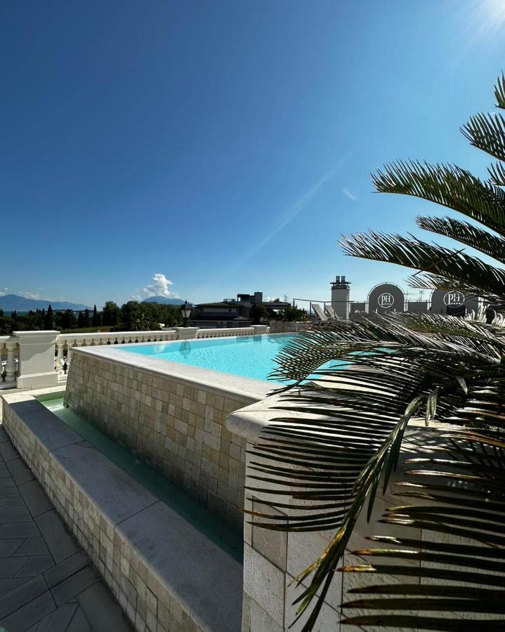 דסנזאנו דל גארדה Palace Hotel Desenzano מראה חיצוני תמונה