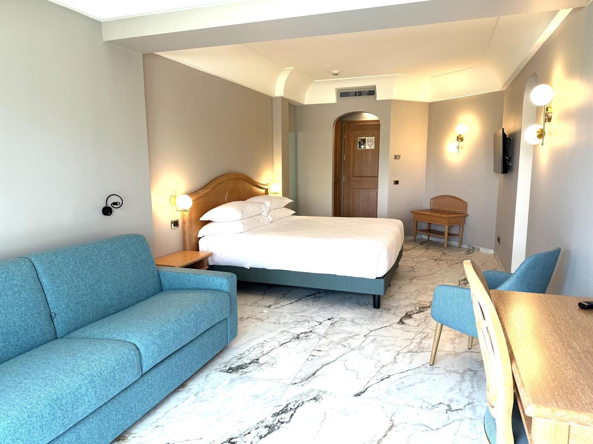 דסנזאנו דל גארדה Palace Hotel Desenzano מראה חיצוני תמונה