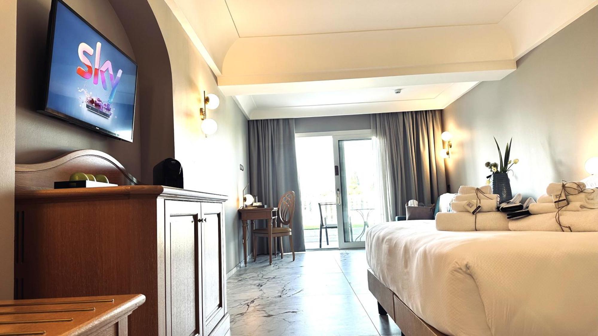 דסנזאנו דל גארדה Palace Hotel Desenzano מראה חיצוני תמונה